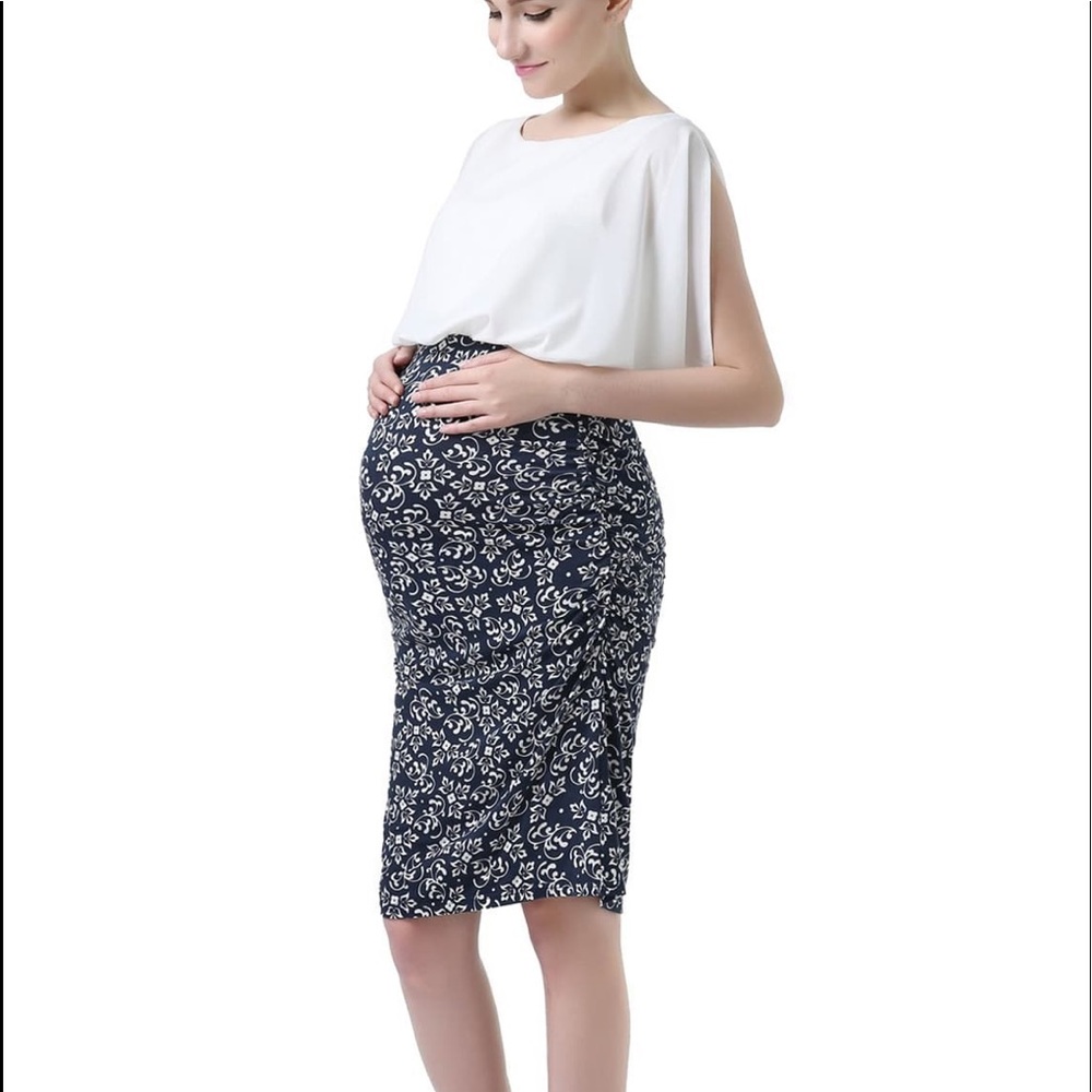 NWT Kimi & Kai Aylena maternity dress. Size M